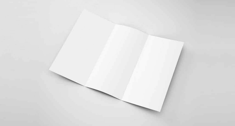 8 PSD мокапов листовки или брошюры в формате 